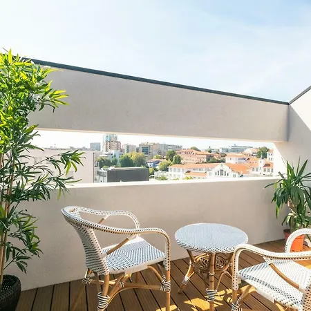 Insight Cedofeita- Parking, Balconies & Ac Apartman *