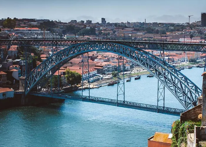 Insight Cedofeita- Parking, Balconies & Ac דירה