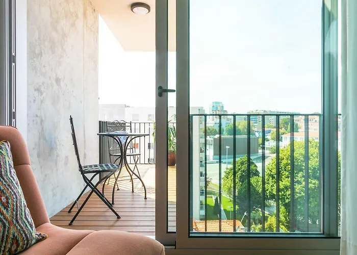 Insight Cedofeita- Parking, Balconies & Ac *