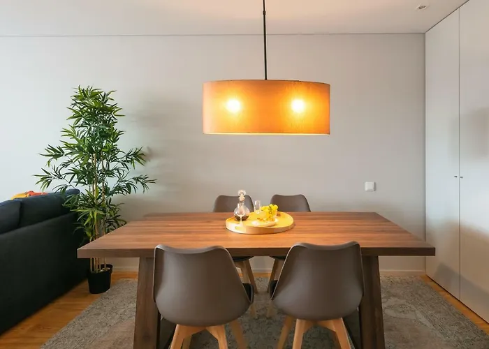 Appartement Insight Cedofeita- Parking, Balconies & Ac Oporto
