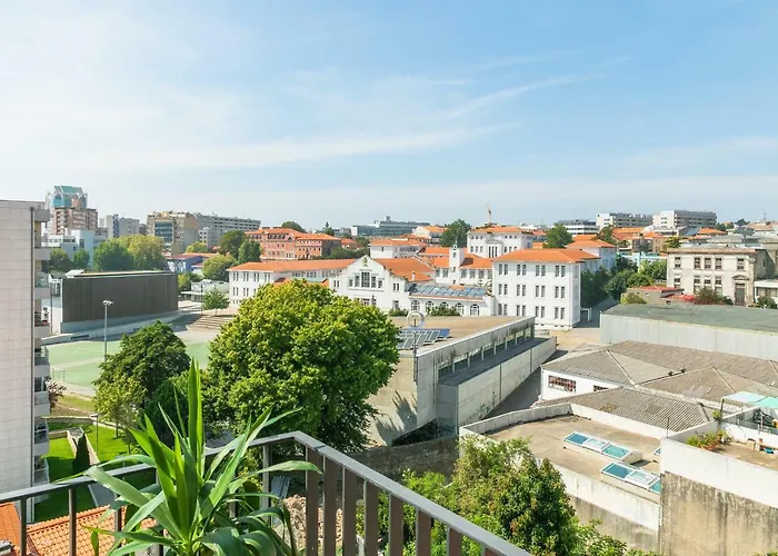 Insight Cedofeita- Parking, Balconies & Ac Oporto